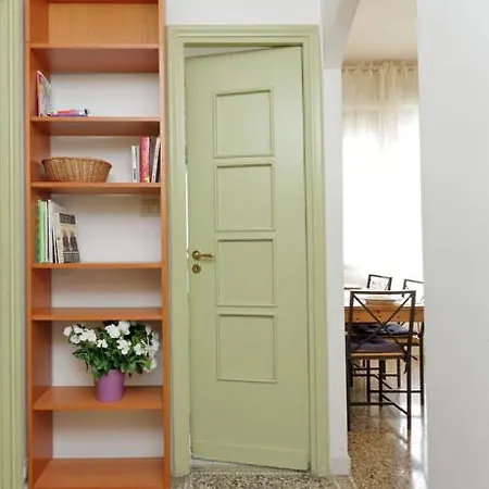 Collazia Halldis Apartment * Rome