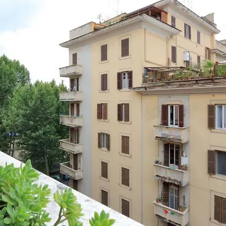 Collazia Halldis Apartment 아파트