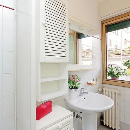 Collazia Halldis Apartment *