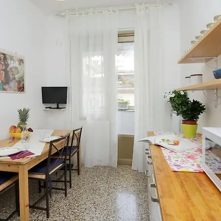 아파트 Collazia Halldis Apartment 로마